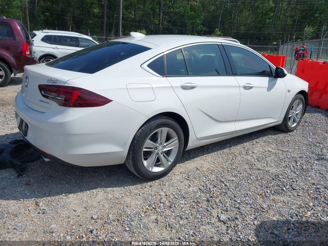 Buick Regal Sportback Preferred 2018 W04GL6SX2J1109620 Image 4