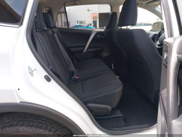 JTMWFREV2HD097773 Toyota Rav4 Xle