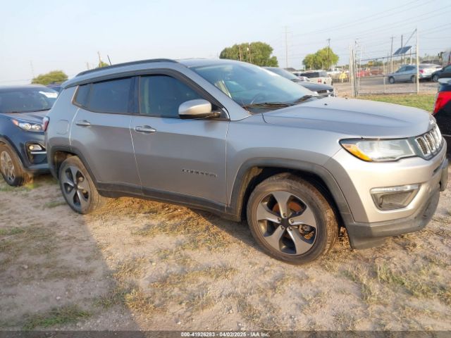 3C4NJCBB0JT165554 Jeep Compass Latitude Fwd
