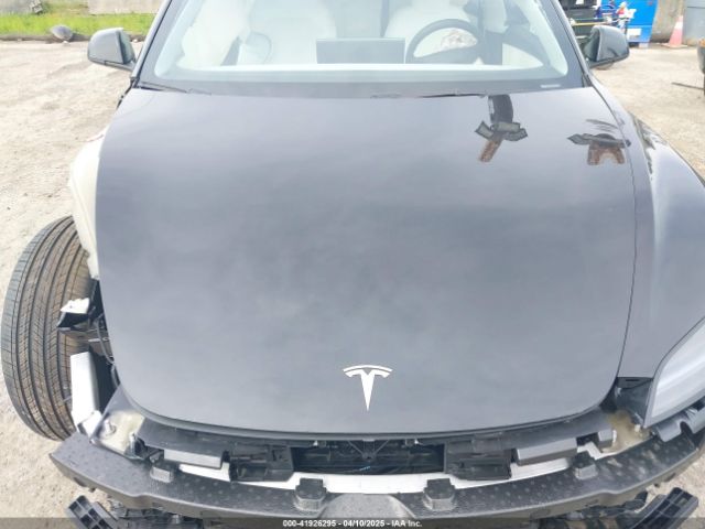 2025 TESLA MODEL 3 5YJ3E1EB1SF885103 Photo 9