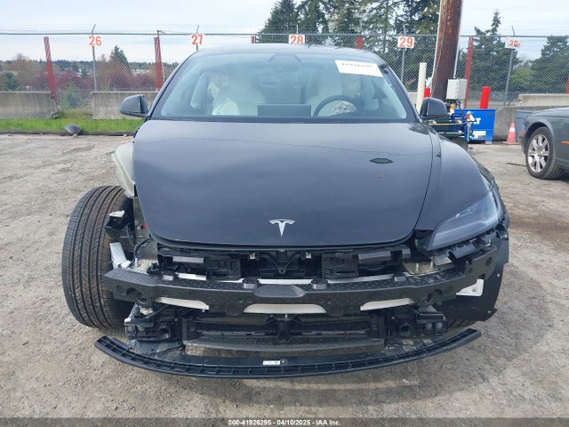 5YJ3E1EB1SF885103 Tesla Model 3 Long Range All-wheel Drive