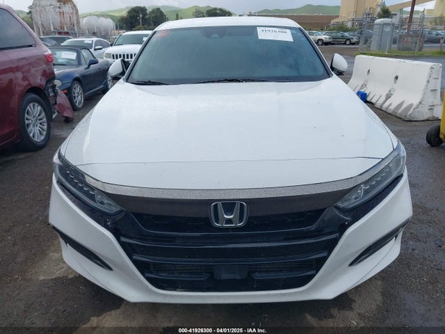 1HGCV1F34JA010792 Honda Accord Sport