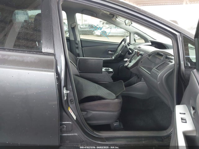 Aukcja sprzedaży 2013 Toyota Prius V Three, vin: JTDZN3EU8D3190303, numer aukcji: 41927376