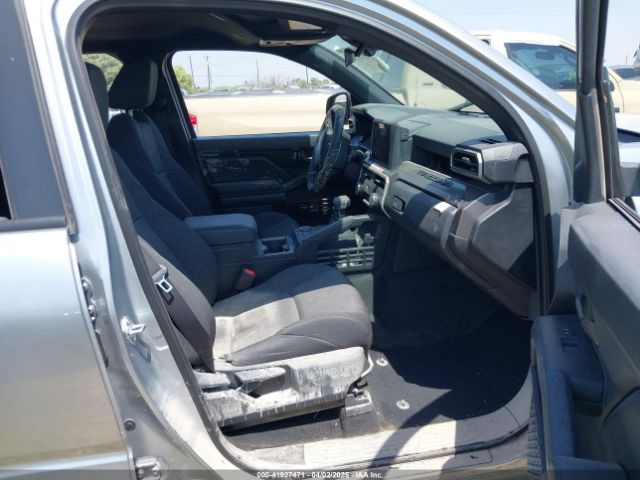 3TMKB5FN4SM025373 Toyota Tacoma Sr5 2wd
