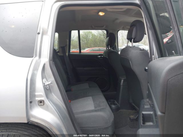 1C4NJDBB8GD638301 Jeep Compass Sport