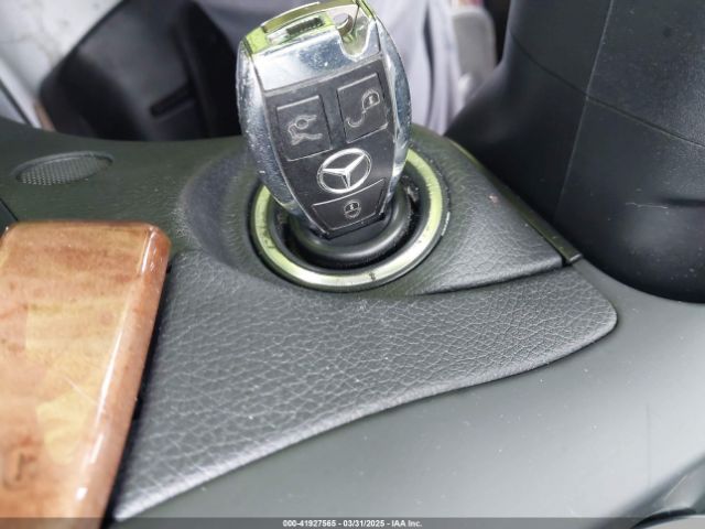 2013 MERCEDES-BENZ C 250 WDDGF4HB9DR247695 Photo 10