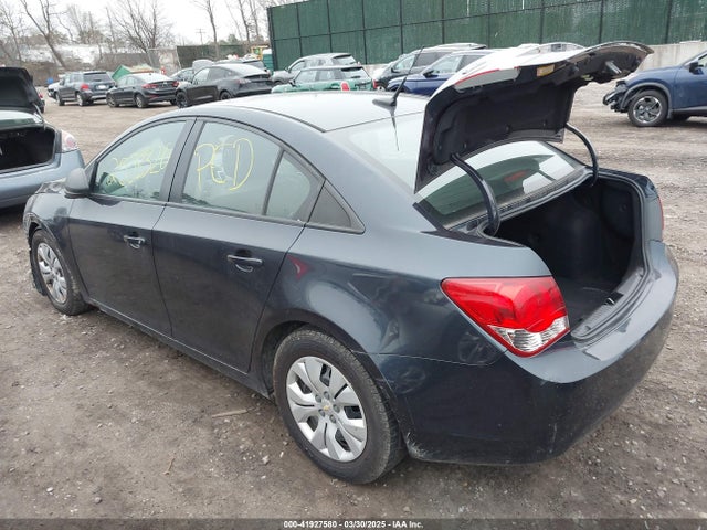 1G1PA5SGXE7231269 Chevrolet Cruze Ls Auto