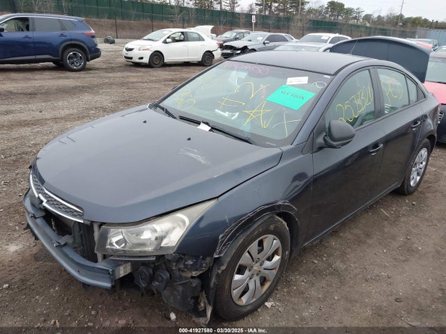 1G1PA5SGXE7231269 Chevrolet Cruze Ls Auto