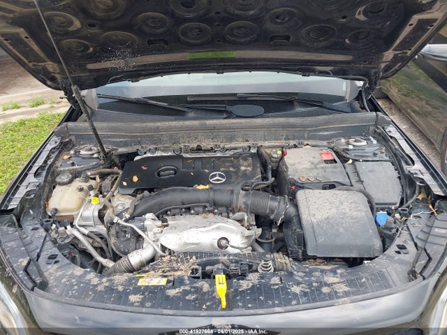 W1N4M4GB7LW051185 Mercedes-Benz GLB 250