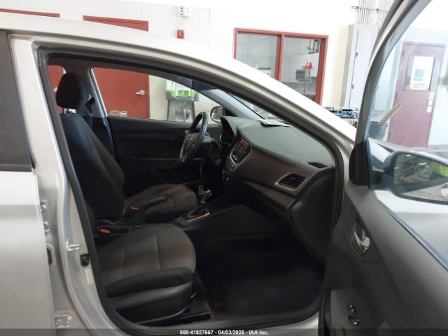3KPC24A37JE034940 Hyundai ACCENT SE