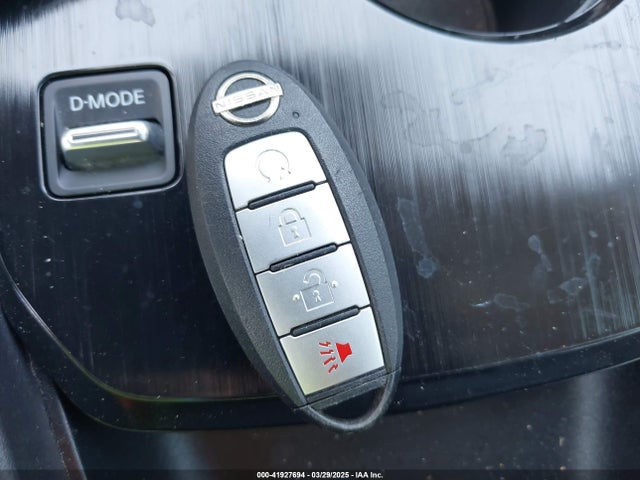 5N1BT3BA1NC713692 Nissan Rogue Sv Fwd