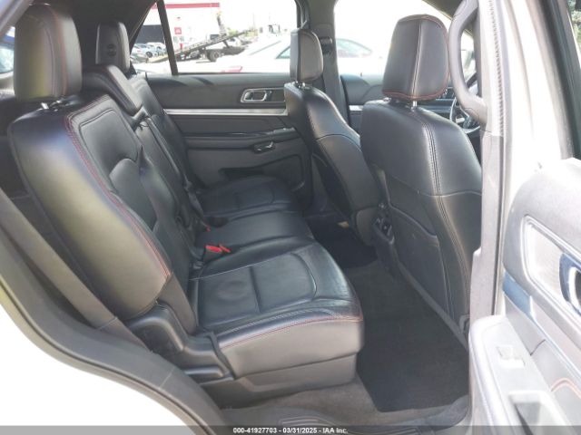 1FM5K8GT6JGB32411 Ford EXPLORER SPORT