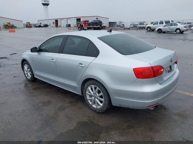 3VWD07AJ9EM435036 Volkswagen Jetta 1.8t Se