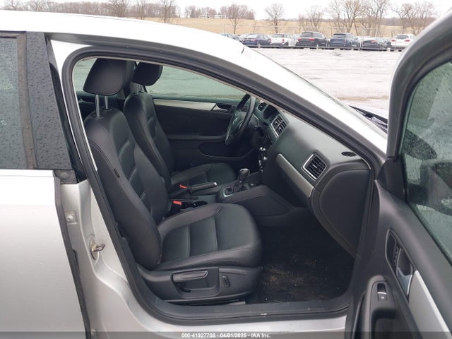 3VWD07AJ9EM435036 Volkswagen Jetta 1.8t Se