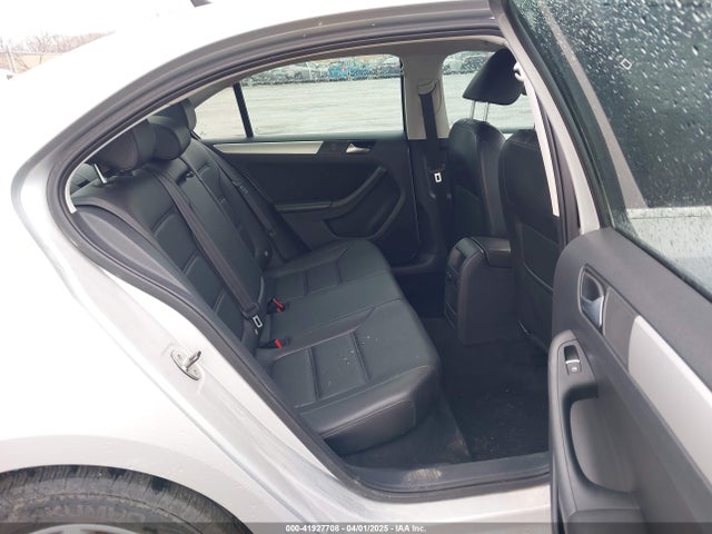 3VWD07AJ9EM435036 Volkswagen Jetta 1.8t Se