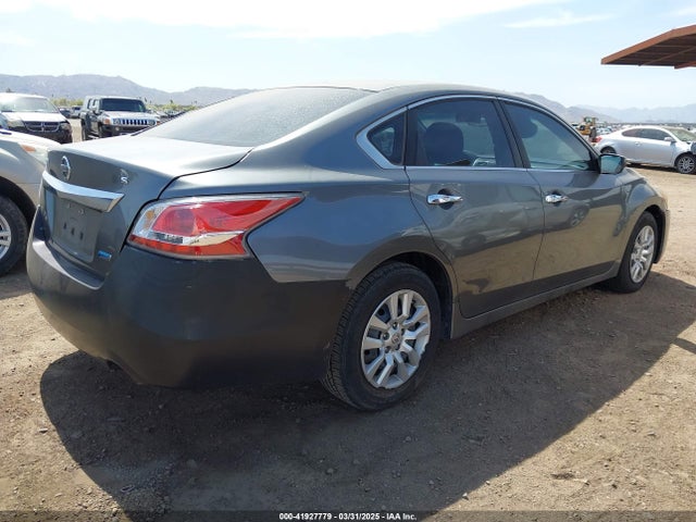 Nissan Altima 2.5 S 2014 1N4AL3AP6EC169587 Image 4