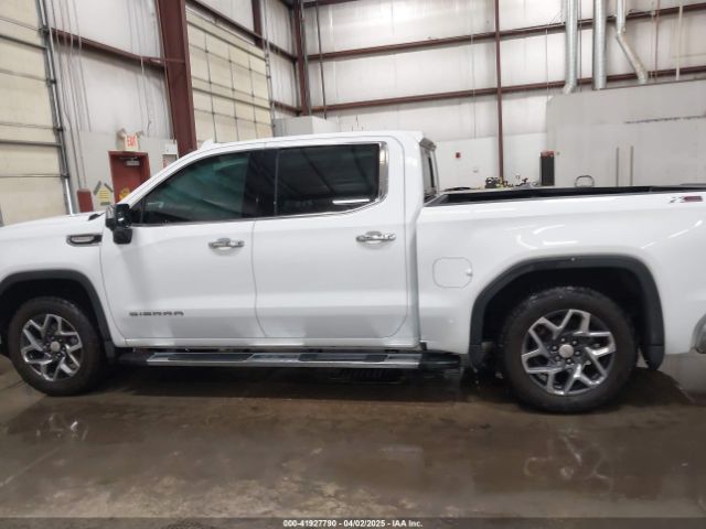 3GTUUDED8PG252545 GMC Sierra 1500 4wd  Short Box Slt