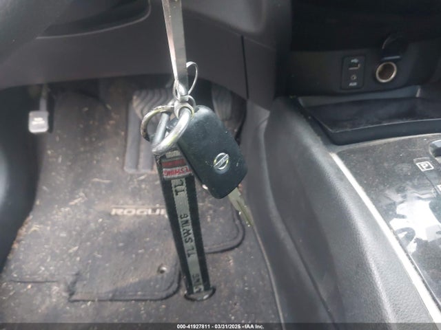 JN8AT2MT1GW030714 Nissan ROGUE S