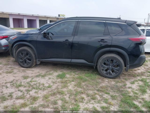 JN8BT3BA2PW003565 Nissan Rogue Sv Fwd