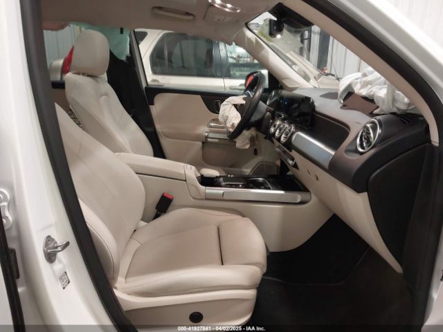 2022 MERCEDES-BENZ GLB 250 W1N4M4HB2NW260495 Photo 4