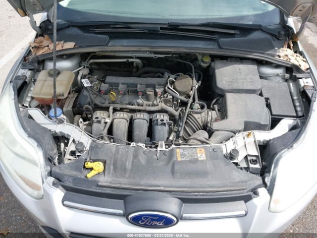 1FADP3F29EL410198 Ford FOCUS SE
