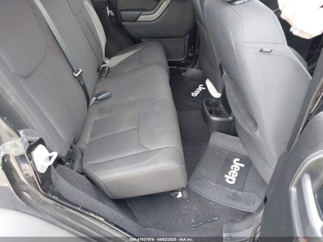 1C4HJWDG3GL342108 Jeep Wrangler Unlimited Sport