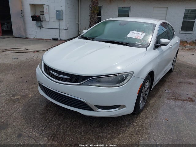 Chrysler 200 Limited 2015 1C3CCCABXFN675022 Image 6