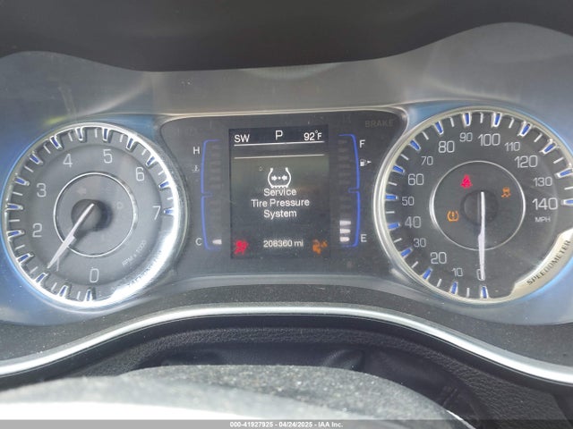 Chrysler 200 Limited 2015 1C3CCCABXFN675022 Image 7