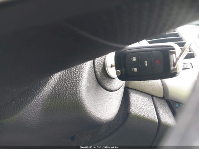 1G1PA5SH5E7156604 Chevrolet Cruze Ls Auto