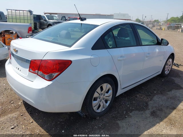 1G1PA5SH5E7156604 Chevrolet Cruze Ls Auto