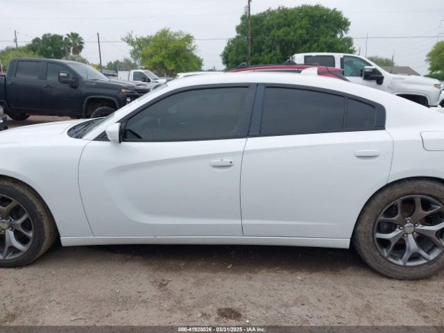 2C3CDXHG0GH129863 Dodge Charger Sxt