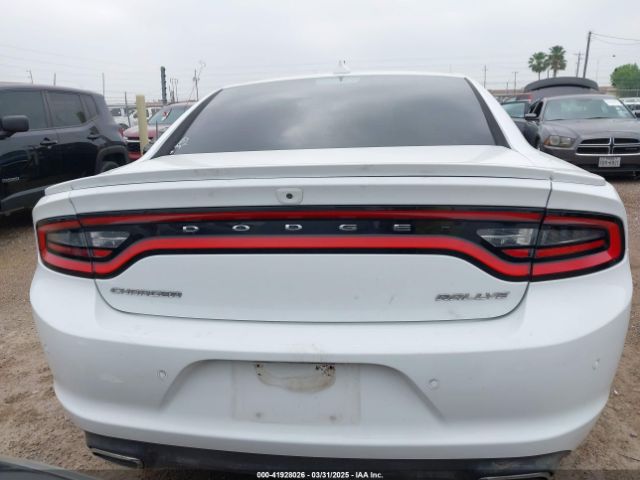 2C3CDXHG0GH129863 Dodge Charger Sxt