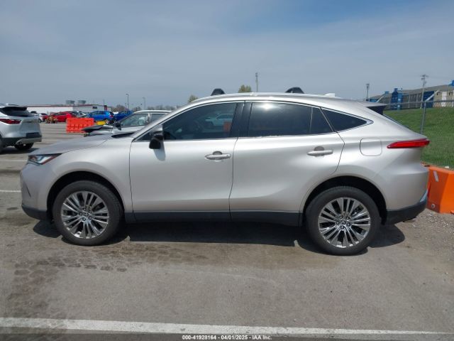 JTEAAAAH6PJ142686 Toyota Venza Xle