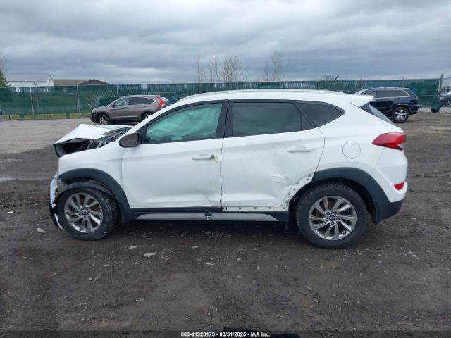 KM8J3CA26HU371869 Hyundai Tucson Eco