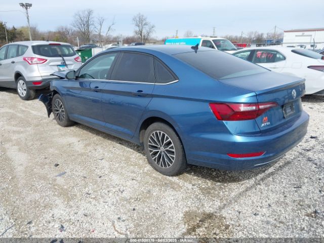 2020 VOLKSWAGEN JETTA 3VWCB7BU6LM012328 Photo 2