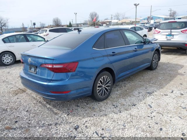 2020 VOLKSWAGEN JETTA 3VWCB7BU6LM012328 Photo 3