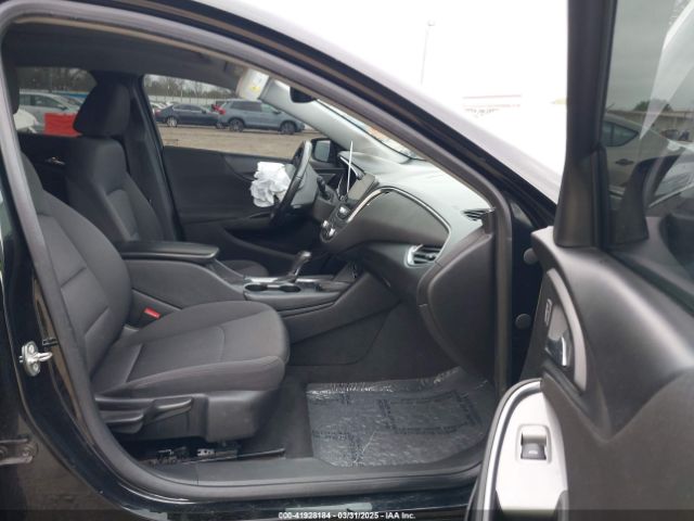 1G1ZD5ST0JF145580 Chevrolet MALIBU LT