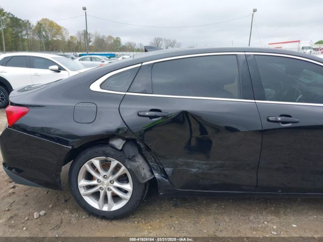 1G1ZD5ST0JF145580 Chevrolet MALIBU LT