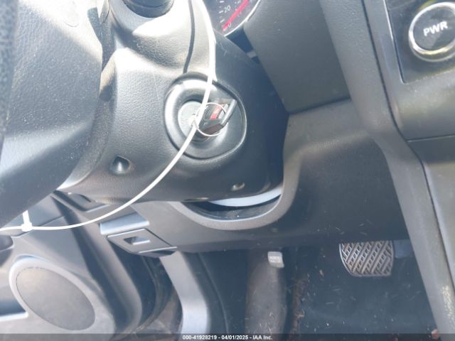 JN8AS5MT8EW101165 Nissan Rogue Select S