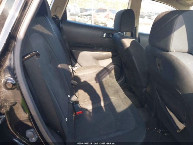JN8AS5MT8EW101165 Nissan Rogue Select S