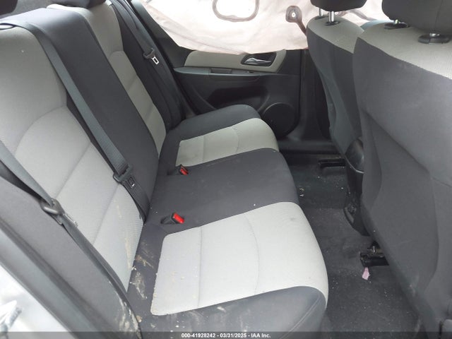 1G1PA5SG0F7116682 Chevrolet Cruze Ls Auto