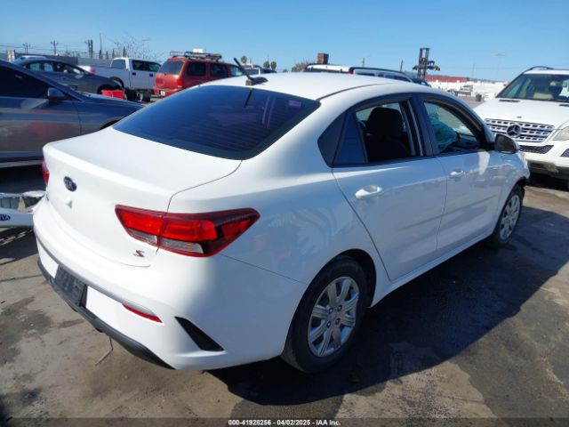 3KPA24AD0ME384401 KIA RIO S