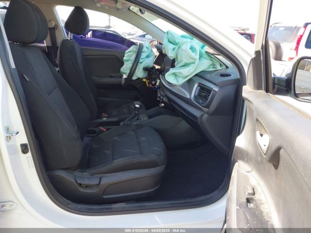 3KPA24AD0ME384401 KIA RIO S