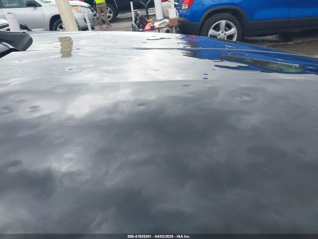 2019 CADILLAC XT4 1GYFZCR43KF212439 Photo 5