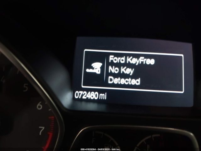 1FMCU9J91KUB11957 Ford Escape Titanium