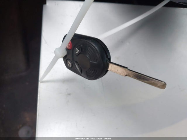 Ford 2016 2016 1FADP5AUXGL111827 Image 11