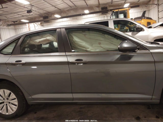 3VWCB7BU6LM049542 Volkswagen Jetta 1.4t R-line/1.4t S/1.4t Se