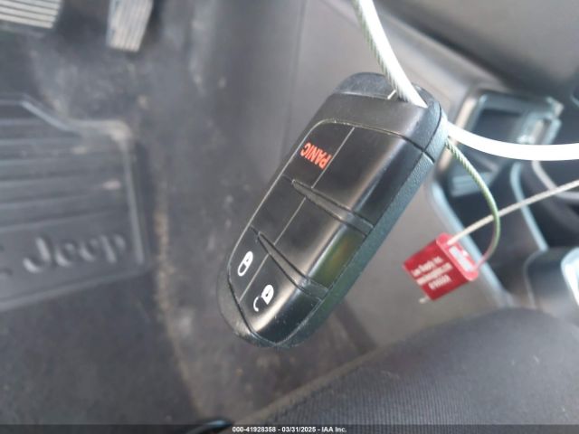 ZACNJAAB1LPL72466 Jeep Renegade Sport Fwd