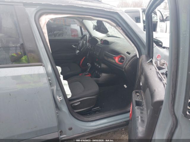 ZACCJBCT1GPE21919 Jeep Renegade Trailhawk