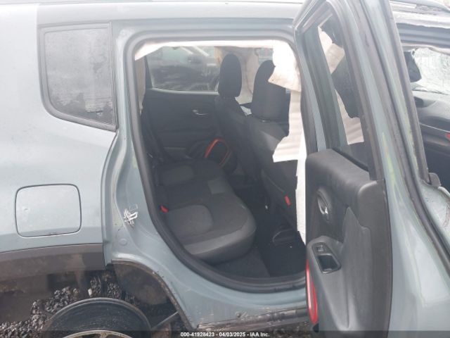 ZACCJBCT1GPE21919 Jeep Renegade Trailhawk